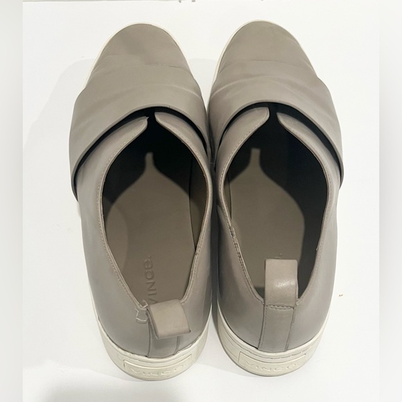 Vince Wallace Platform Slip On Leather Sneakers Shoes Grey Women’s Size 9.5 - Picture 8 of 14